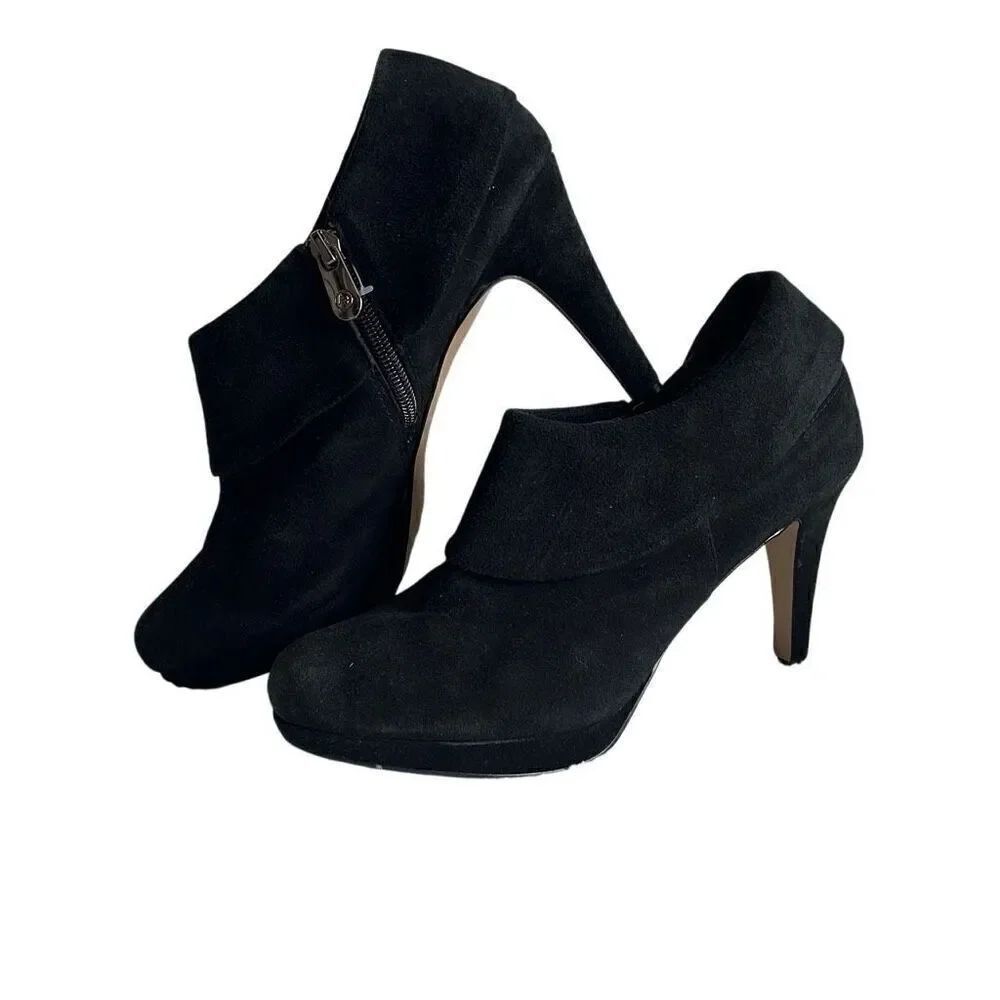 Adrienne Vittadini Booties